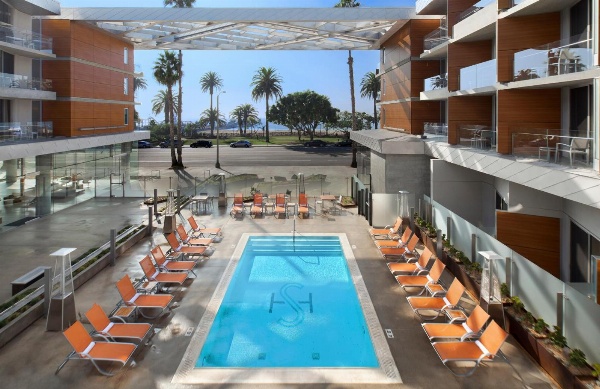Shore Hotel image 7